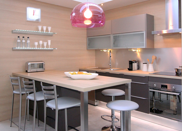 Idee Salle De Bain Hotel : Bain Blanche Et Taupe Peinture de Cuisine Cuisine Taupe et Blanche Idee Salle De Bain Hotel : Bain Blanche Et Taupe Peinture de Cuisine Cuisine Taupe et Blanche